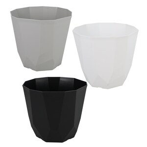 Speckled Texture Plastic Planter, 1-ct.