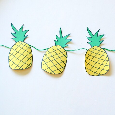 DIY Pineapple Garland