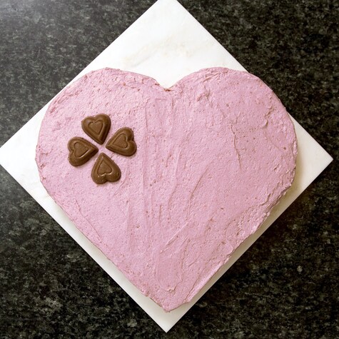 Easy Heart Shaped Cake