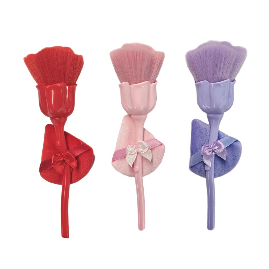 Brocha de Maquillaje Floral Sassy + Chic con Borla, Varios Colores 3