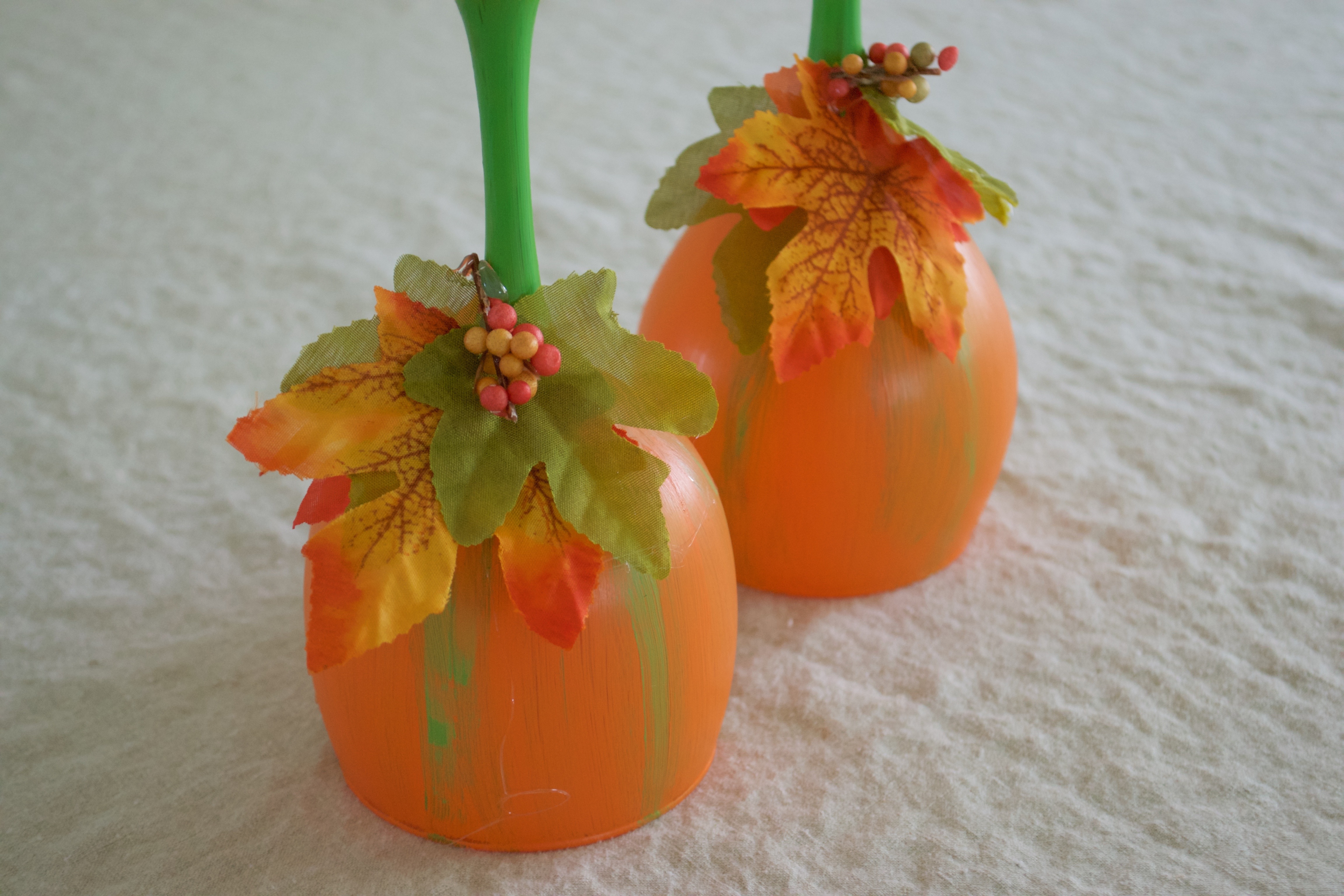 DIY Pumpkin Candleholder