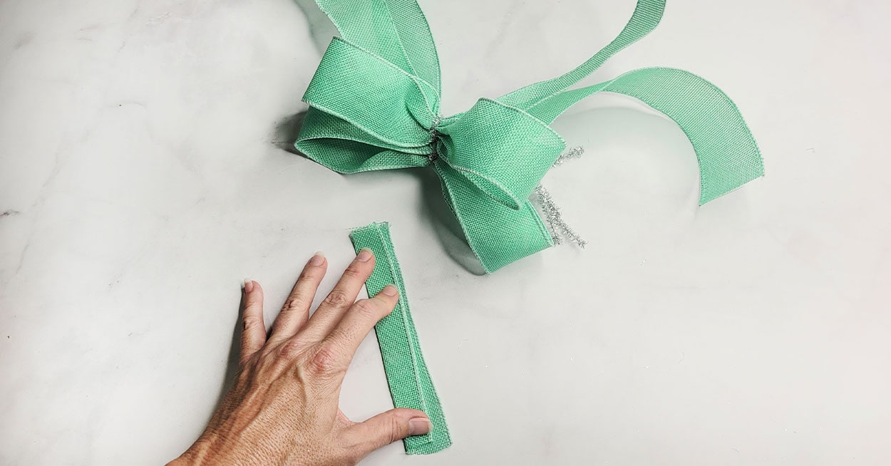 How to Create the Perfect Ribbon Bow