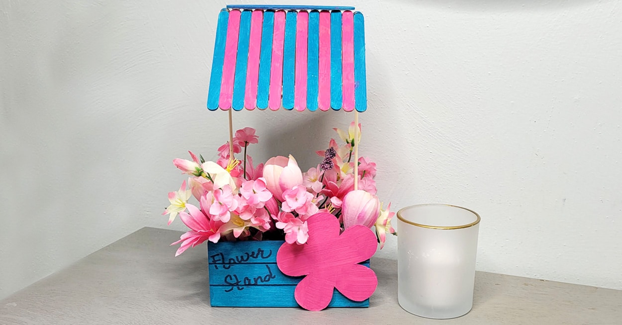 Make this DIY Spring Crafting Décor Mini Flower Cart, image size:1250x654